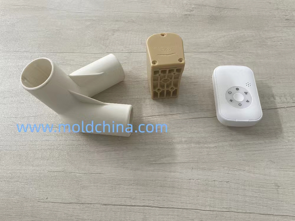 8 Ways to Control Injection Molding Cost